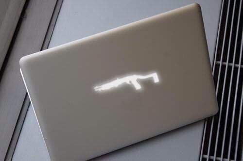 Mind0fSam's tweet image. follow @TylerTheCr8r for a chance to win this nacbook pro! CHECKING ALL WHO FOLLOWS