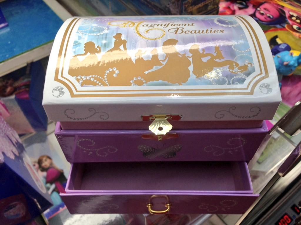 タイトーステーション上野アメ横店 Sur Twitter プライズ オススメ景品 ディズニープリンセス アナと雪の女王プレミアム ジュエリーボックス デザインが可愛いジュエリーボックスです アナと雪の女王とディズニープリンセスの全2種です プライズ ディズニー タイトーステーション上野アメ横店 Sur Twitter プライズ オススメ景品 ディズニープリンセス アナと雪の女王プレミアム ジュエリーボックス デザインが可愛いジュエリーボックスです アナと雪の女王とディズニープリンセスの全2種です プライズ ディズニー