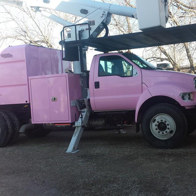 OnlyFerrariPics's tweet image. Working on a big project for our friends at #signcraft in #Winnipeg. 
Be sure to come visit us next weekend at worl…