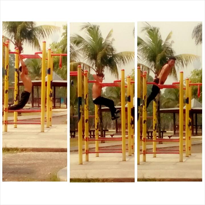 BarSmashMY's tweet photo. Muscle up progress by @niz99_  #BarSmash http://t.co/IC2l3JH3gD