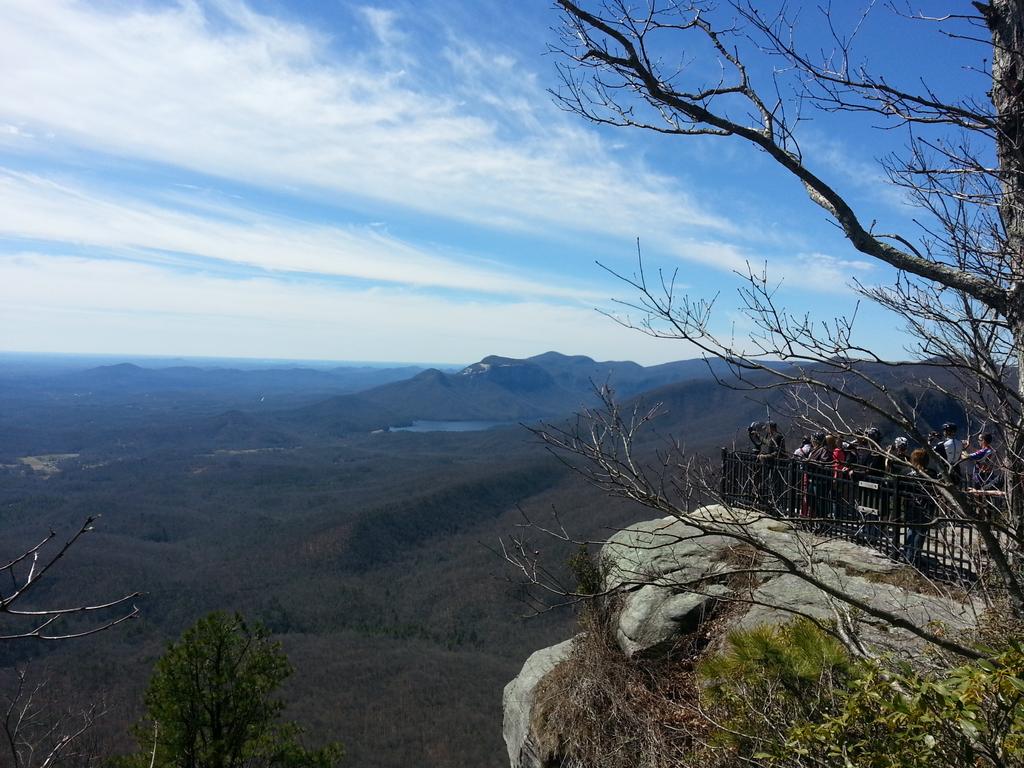 DarrenLum1's tweet image. A well-earned reward for a challenging climb ... the view from Ceaser's Head. #springride #southcarolina #bestbiking