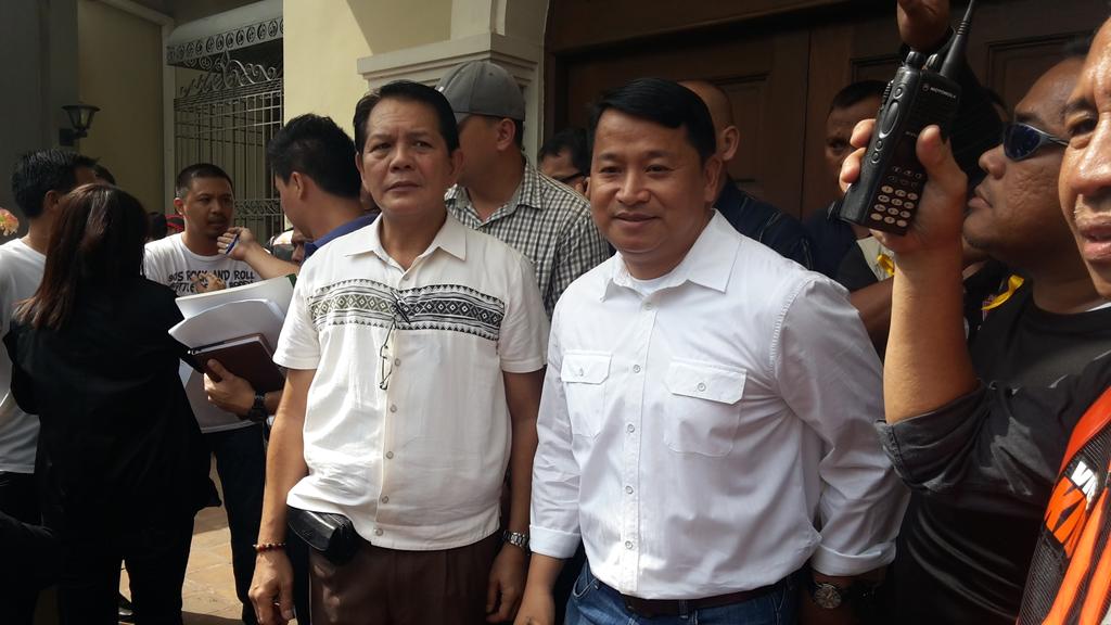 fionanicolas's tweet image. Peña to Binay: Youre my friend. Let's put things in order. @cnnphilippines