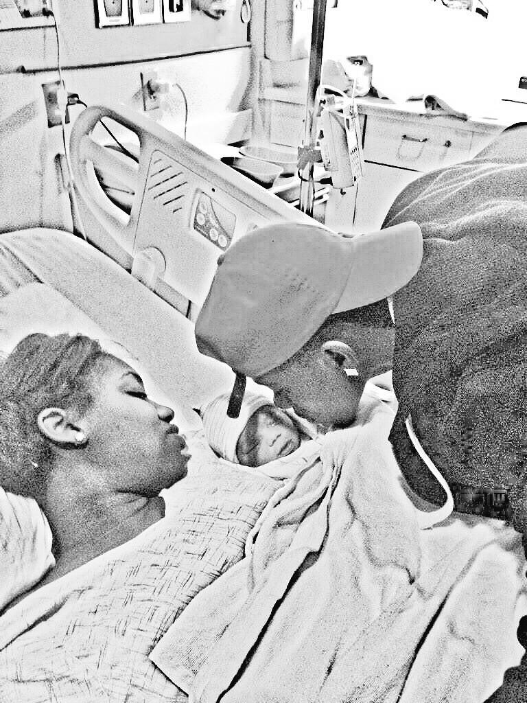 EastsideTC's tweet photo. at the END of the day this what MATTERS my FAMILY💯, I love them and Im gone always PROTECT them❤️💍👪👶 #8YearsComplete http://t.co/LxME2tnEXk