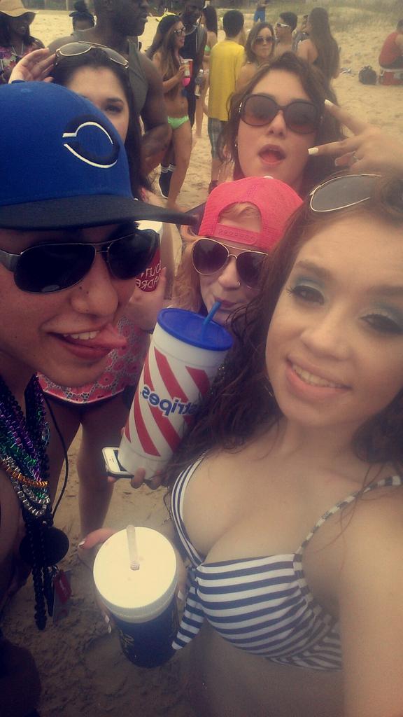 ethridge94's tweet image. Best Times😊