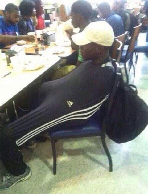StumblerTop's tweet photo. When its cold af but you forgot your jacket http://t.co/EuktdTSt6Z