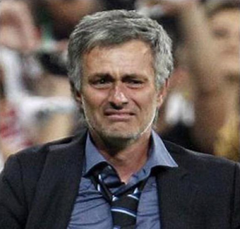 FootballFunnnys's tweet photo. De Bruyne: 33 games, 15 goals, 21 assists

Salah: 8 games, 6 goals, 3 assists

Luiz: Knocked Chelsea out of the CL http://t.co/TvpsT0B5cm
