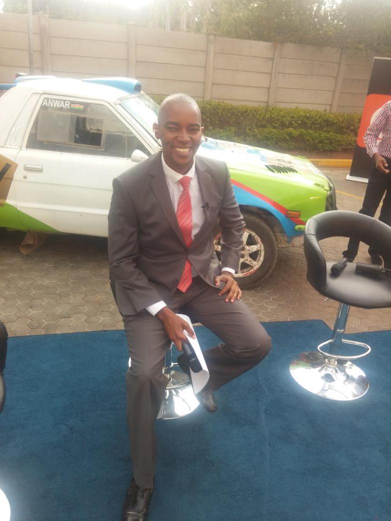 WaihigaMwaura's tweet photo. Many thanks for joining @KirigoNgarua & i on the @Power_Breakfast show on @citizentvkenya #SafariRally #KiambuRing http://t.co/UH2UvDmNbB