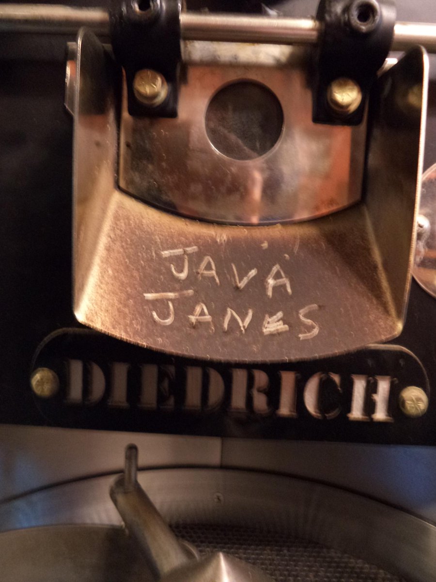 JavaJanes's tweet image. Coffee roaster art! #art #roastmagazine #coffeeroaster #microroaster #coffee @coffeecrewuk