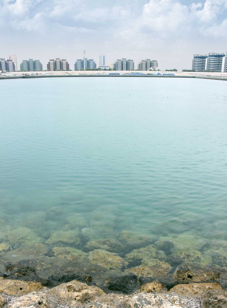 LeReefBahrain's tweet photo. Another cloudy day! :) #bahrain #luxuryapartment #reefisland http://t.co/GYgSk6rP2z http://t.co/Pr6ts1MMmE