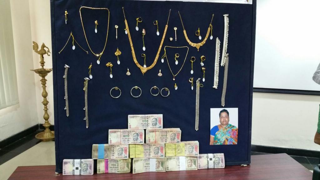One lady arrested for murder of old lonely lady at home using poison; cash,gold and silver worth Rs13 lakhs recovered
