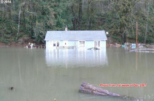 Viewing is advised before she slips her moorings.