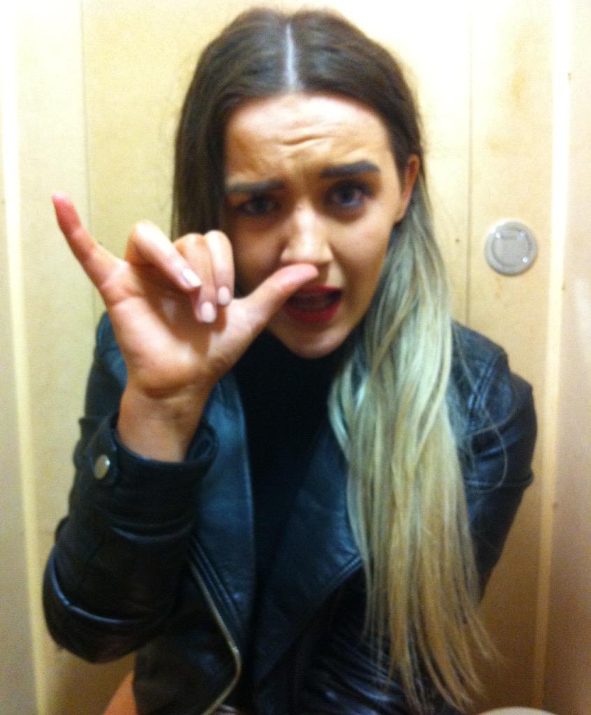 CharlotteC_A's tweet photo. Happy birthday to my little Irish friend @suuurah_g xxxxxx http://t.co/nZeLPNQhx7