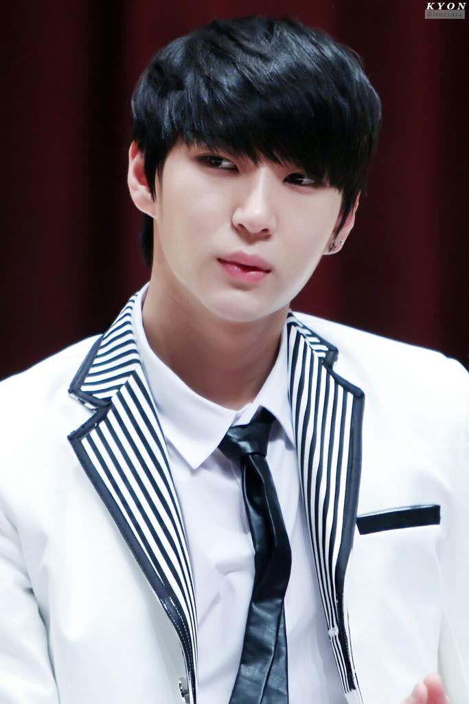 CAN6vzPUgAAbv4J.jpg:large