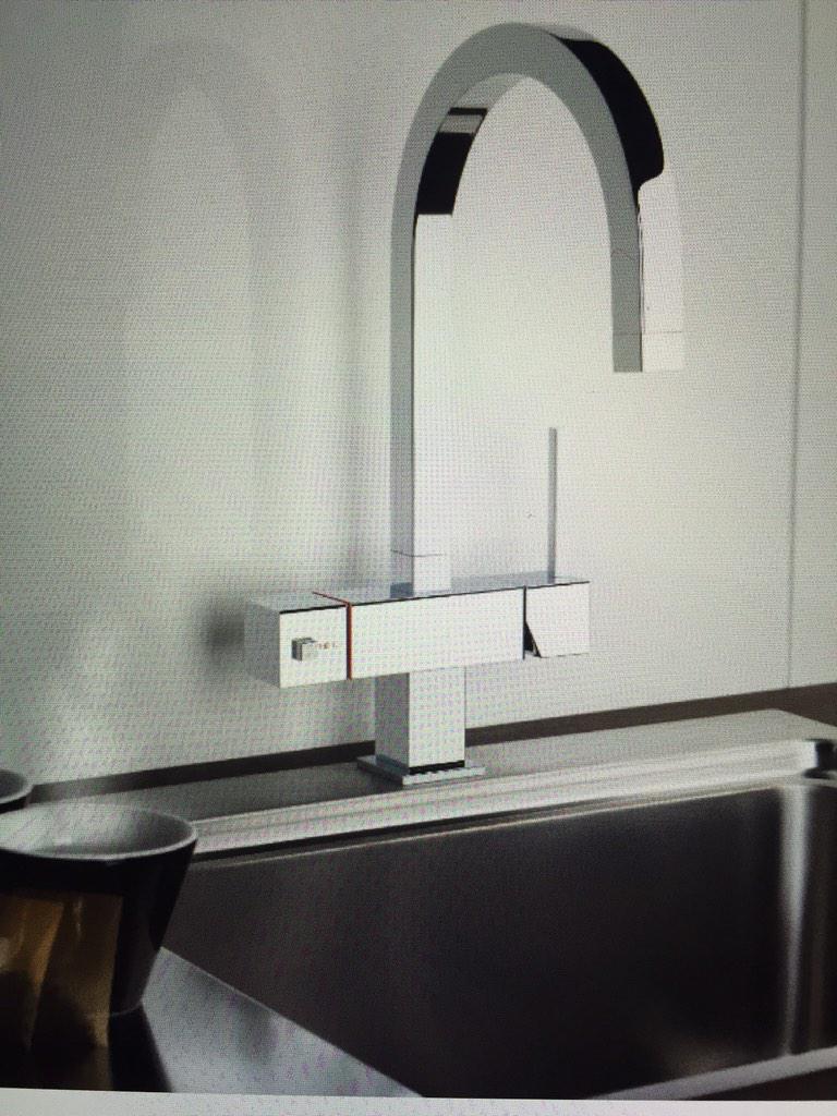 Pure_Water_4_U's tweet photo. Loving the New Quadro Boiling hot water 3way Tap http://t.co/tPUX0nEbLe