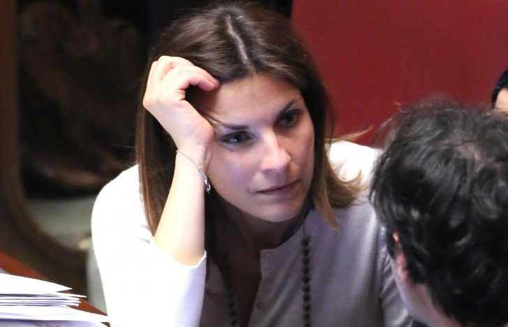 Tra I Due Litiganti Il Terzo Gode