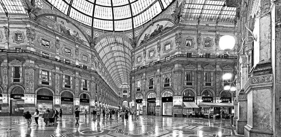 AR__Milano's tweet photo. #Galleria #ingalleria #Duomo #vittorioemanuele #milano #milanodavedere #migustolarte #expomilano #exposed2015 #expo http://t.co/LuHDStIAV8