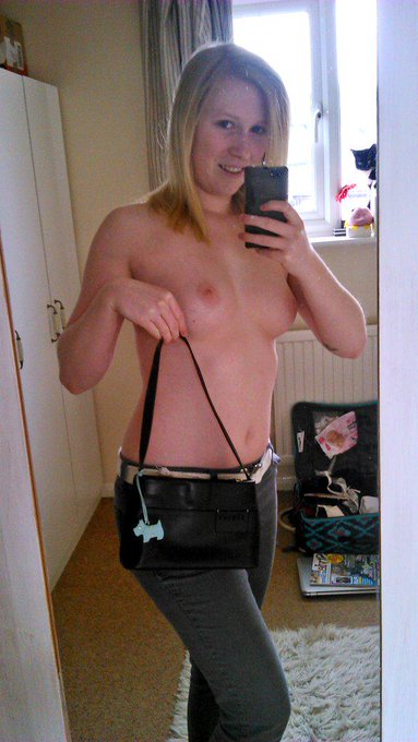 Big thanks to the lovely fan who got me this Radley handbag - you sure know what girls Love! Hehe :D<a href="/tag/adultwork"class="tags"><span>#adultwork</span></a>