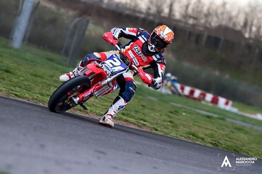 Intanto a Viterbo record della pista di <a href="/Teorminator_21/">Teo Monticelli</a> #theartofmoto