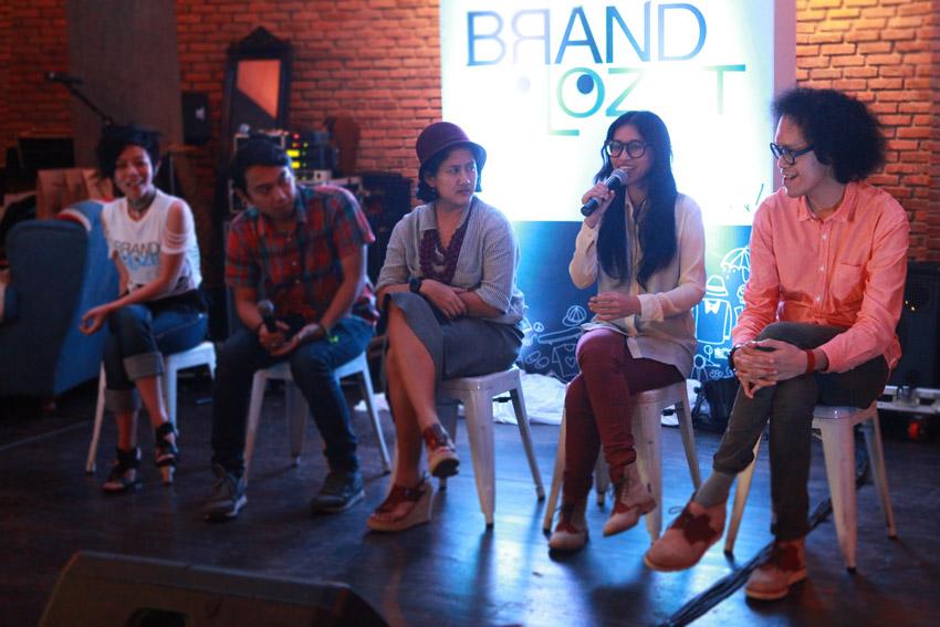 endahNrhesa's tweet photo. Brand Clozet @BrandClozet adalah #earPartners kami lhooo, yukk berkunjung kesini >> http://t.co/LdyHj6qyHs ^_^ http://t.co/VcgDtz0S5r