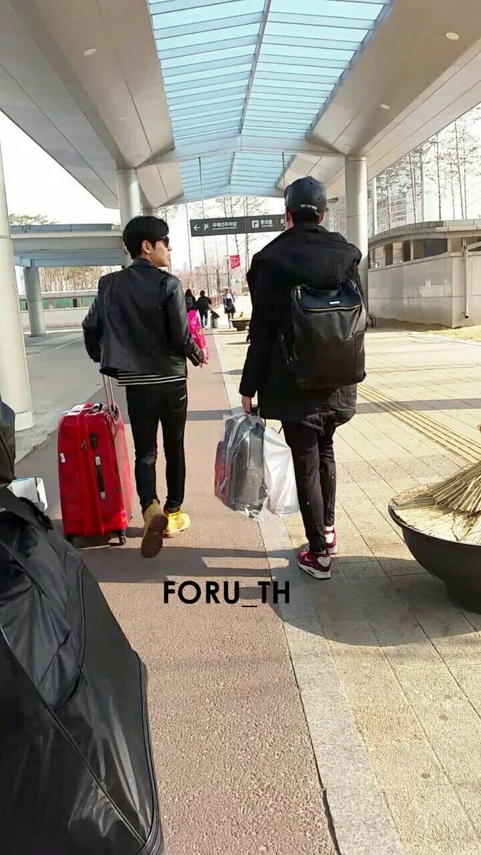 [ Fotos ] 2015.03.16 F.CUZ en el aeropuerto de Gimpo regreso a Corea CANcTFOUkAArGhE