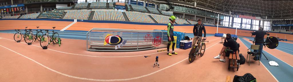 natebrown0707's tweet photo. Track testing with @tomdanielson and @AcevedoJanier. http://t.co/Y7i7tW55h8