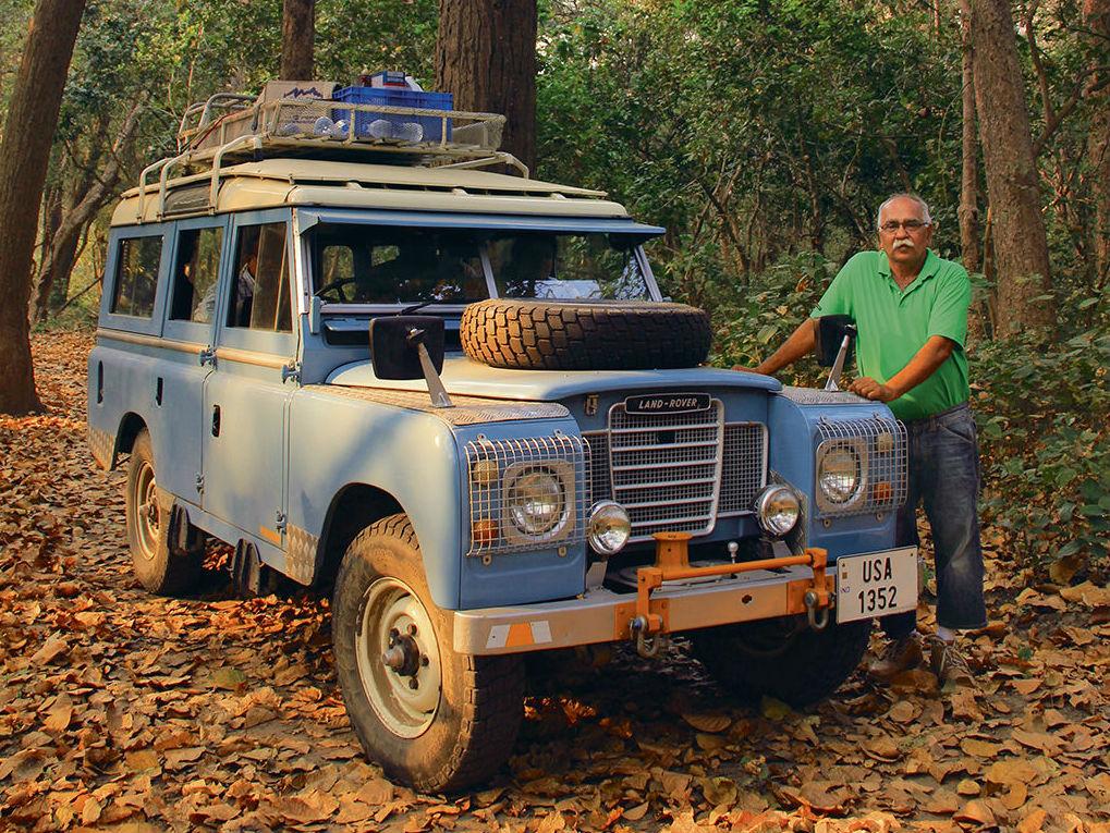 NGTIndia's tweet photo. Join @WheresAmbika &amp; her Indiana Jones-eque dad on a family #roadtrip in a beat-up Land-Rover:
http://t.co/2p2egIaIsI http://t.co/v3wZfkXJxg