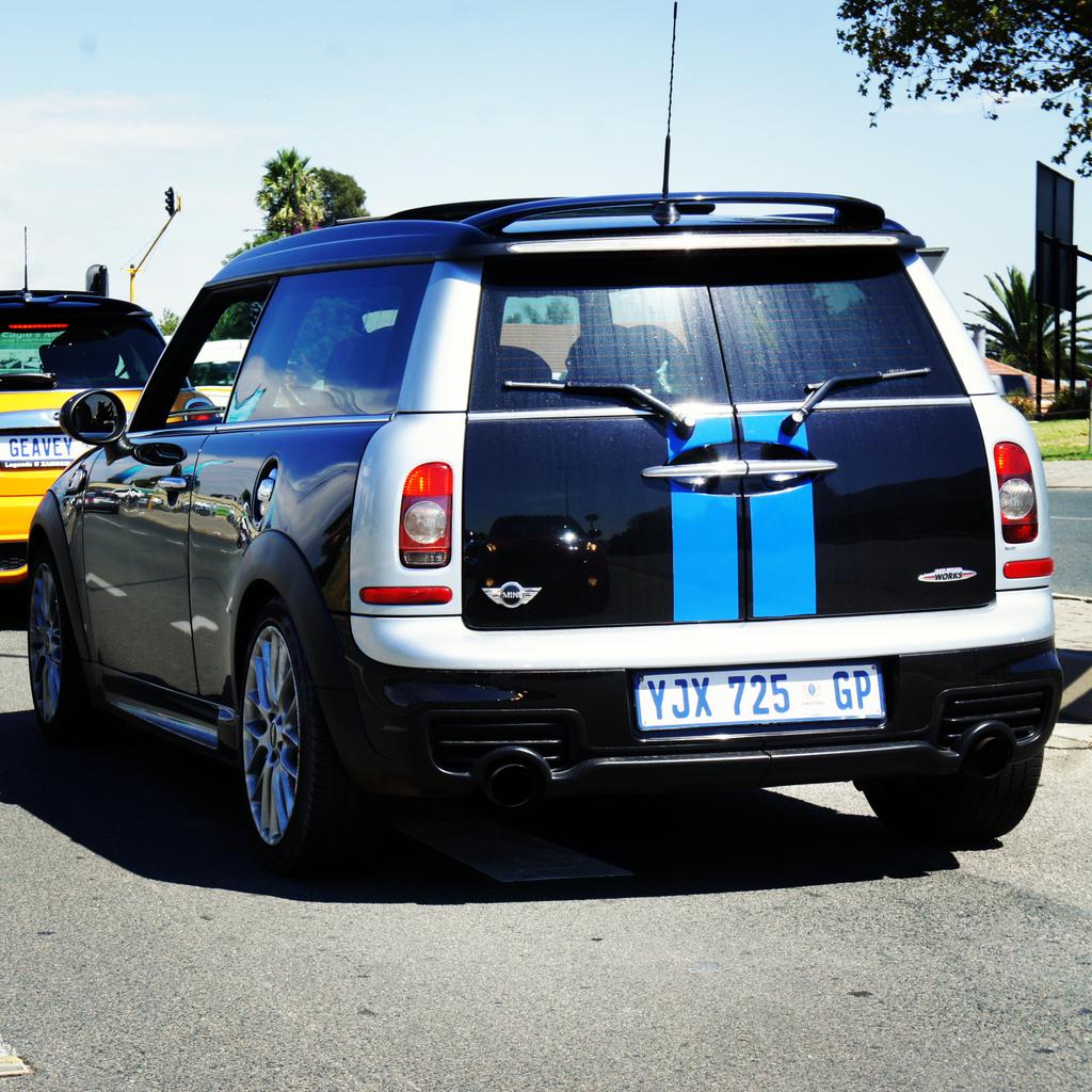 MINIDriversSA's tweet photo. #minibreakfastrun #Mzansi #MINIofTheDay #picoftheday #MINI @sandtonmini @mini @MiniMagazine http://t.co/OWQPgizb8w
