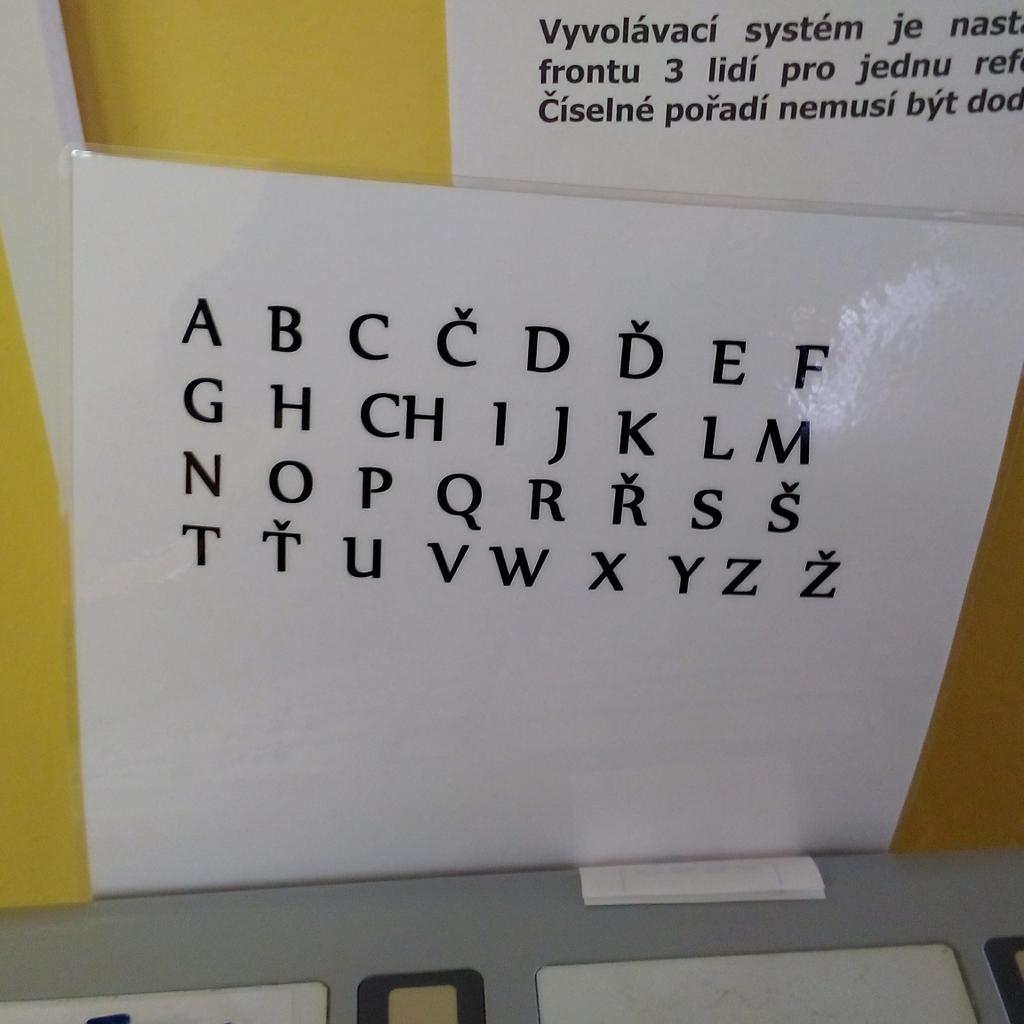 mstovicek's tweet photo. Navod pro nase obcany na CSSZ .. really? Oo http://t.co/o3vDTkP1Kz