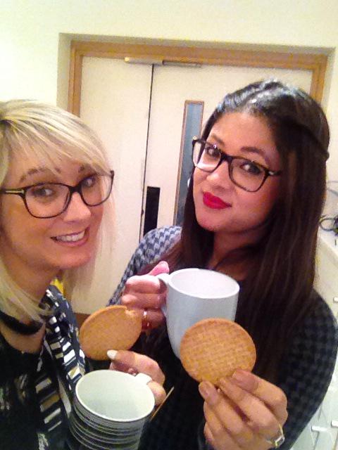 JennyMendham's tweet photo. Calm, before the storm! #bigdayahead@koyes_ali @JassalKiran http://t.co/bFFDkShe1V