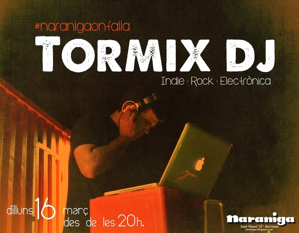 naranigamusic's tweet photo. Esta vesprada @tormixdj @toen sessió al @naranigamusic #naranigaonfalla #tardeo #falles15 http://t.co/fyKJkjsRxq