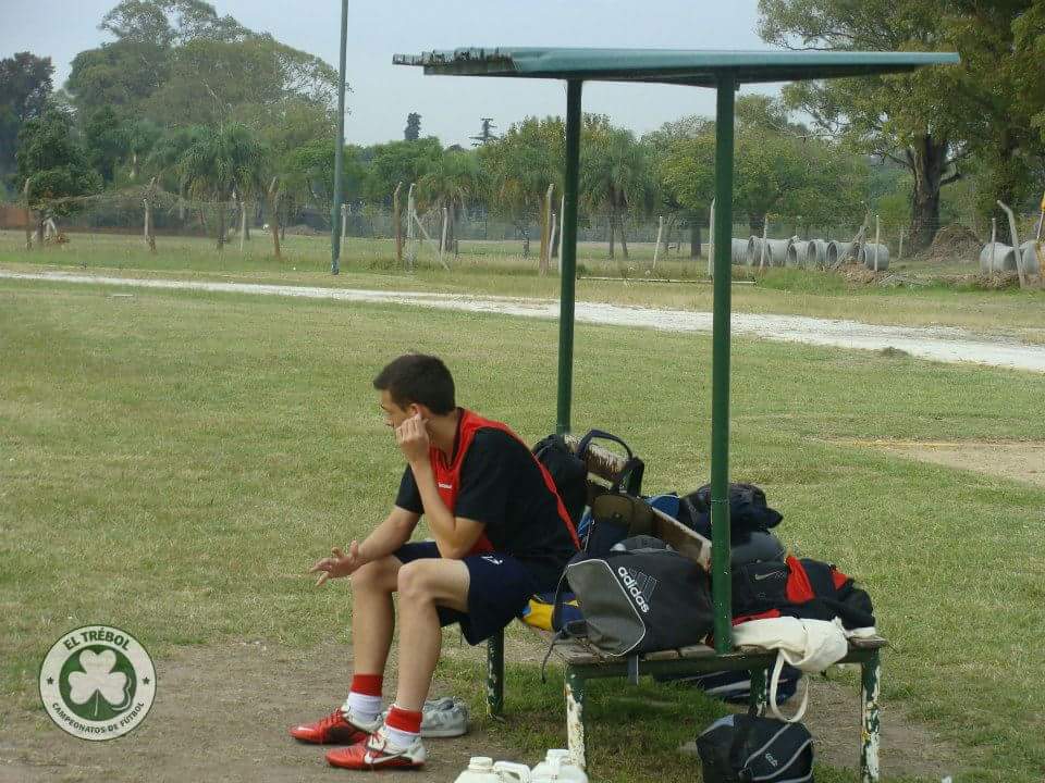 NazarreOficial's tweet photo. #Caloni "Es una vergüenza el arbitraje de este torneo, este pais ni siquiera se merece tener a Nazarre" http://t.co/bh3Gv3M8Fb
