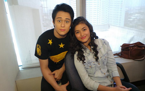 LizQuenCookies's tweet photo. "Poor Flowers. Parang ako, will not be appreciated kahit mabango"

#ForevermoreFightPlan XaGnes HoldOn http://t.co/vGALmTETPO