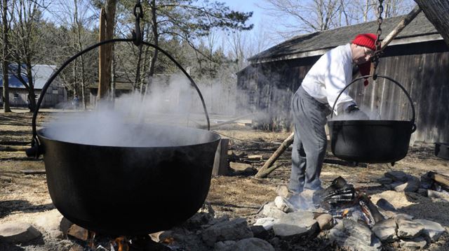 In case you missed our Maple Syrup event listings, here they are again #HamOnt #BurlOn bit.ly/1BJdDGe