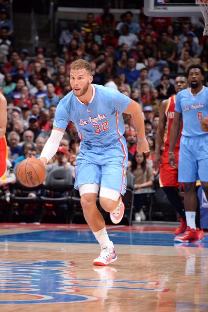 Hoje é aniversário de um dos melhores ala-pivôs da liga. 

Happy birthday Blake Griffin!!!! 