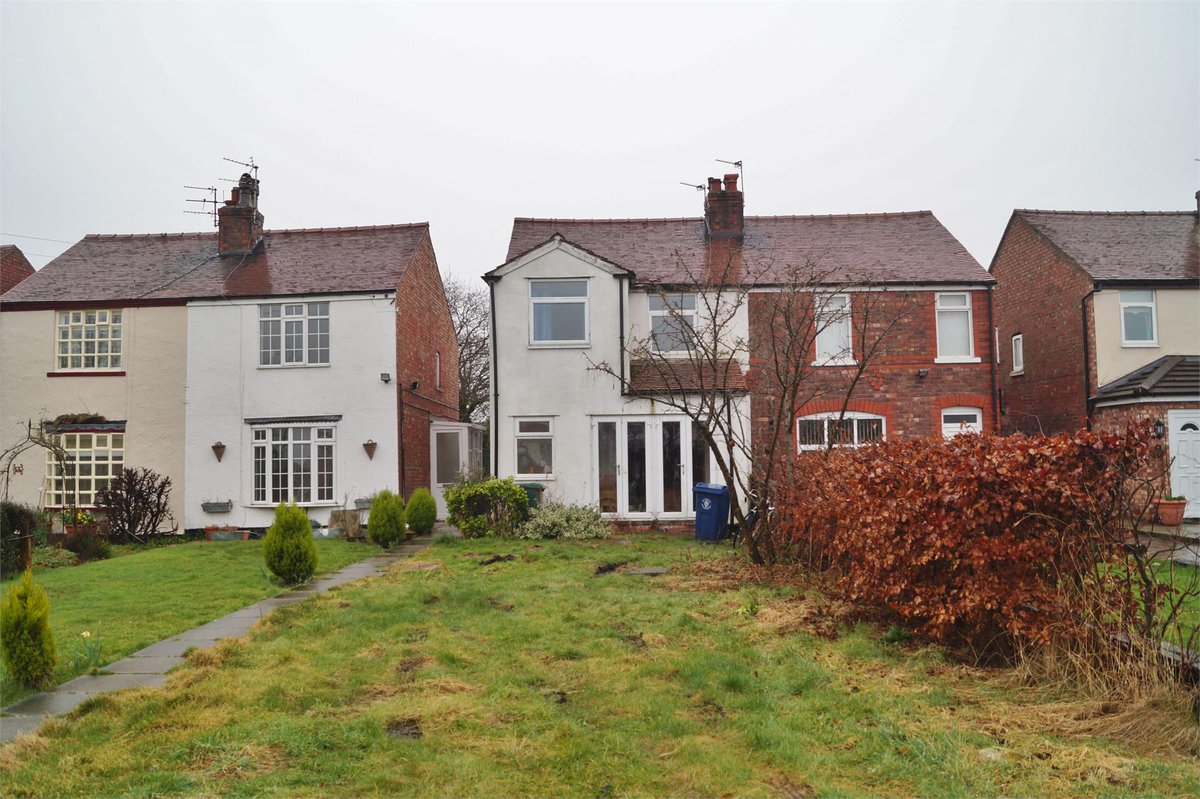 NEW TO VIEW New Cut Lane, Southport £124,950 Requiring full modernisation., Ideal for investors 01704 536900