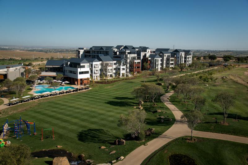 MyPropertySA's tweet photo. Find out more about the incredible @Steyn_City #LaunchStats here http://t.co/Z0O4gr4WVN http://t.co/zZ3fxm8vfg