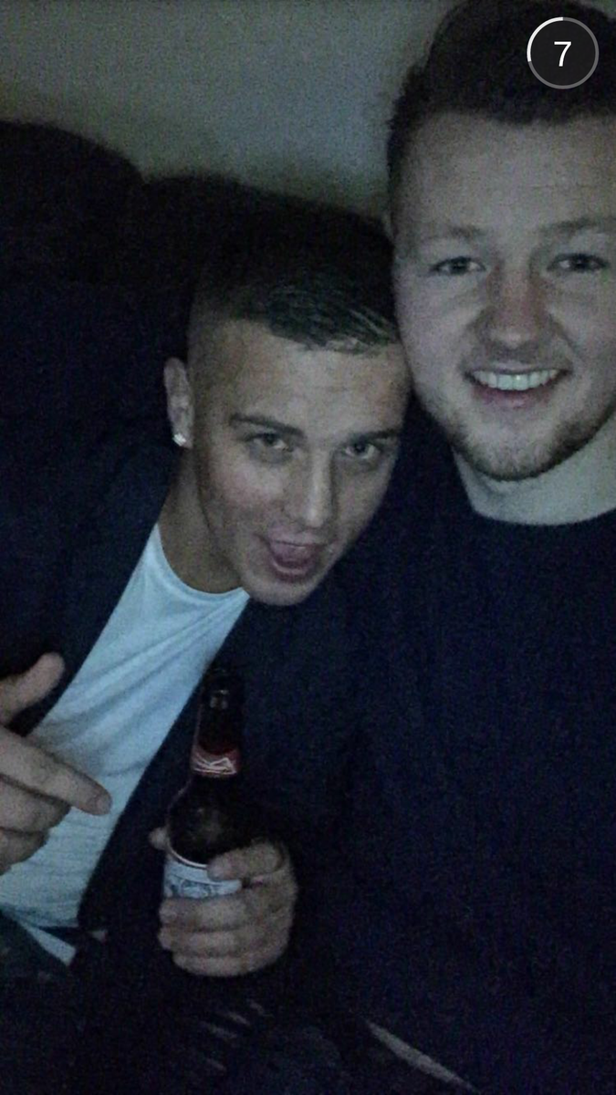 stephen_brady22's tweet photo. @Pmcv131 sick night 😂 http://t.co/WjWQdvGZDz