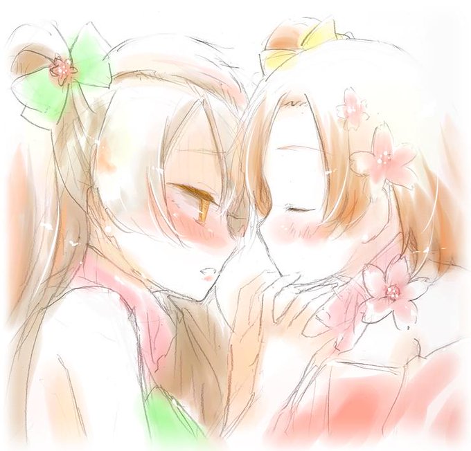 「...私は男の人とは結婚しないよ?」「ホノカチャンはいつか結婚しちゃうの?」「私がホノカチャンのお嫁さんになれたらいいのに...」「大好きだよホノカチャン」/すみません、(勝手に)ファンアートです。想いすれ違い系好き。 