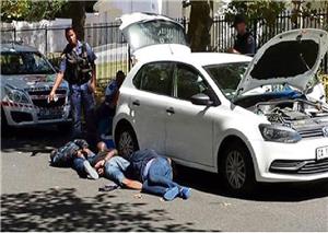 Robbers caught during house robbery in Durbanville tygerburger.co.za/233239/news-de… story by <a href="/erasmusesme/">Esme Erasmus</a> #tygernews