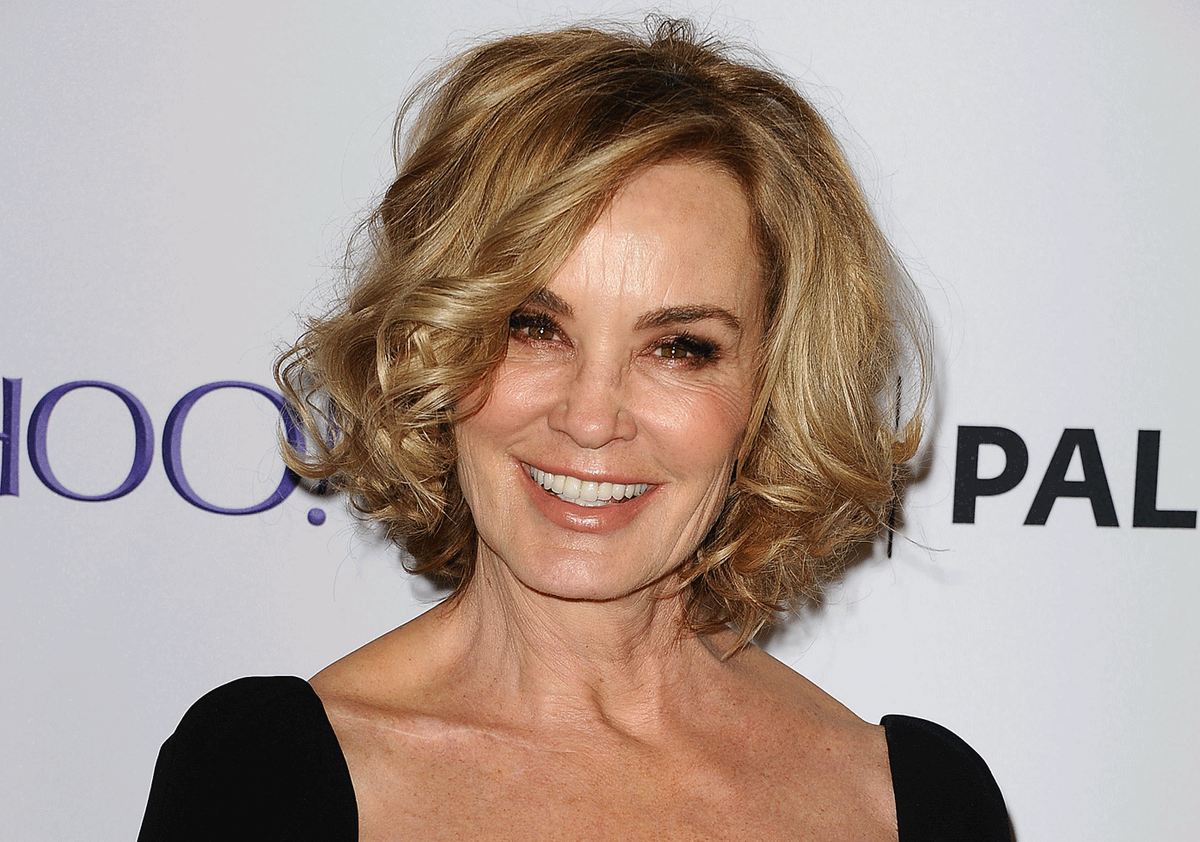 Erika_Jet's tweet photo. "@usweekly: It's official: Jessica Lange confirmed she's "done" with #AHS. http://t.co/GJ0YOdpGm9 http://t.co/URIqjoJxaI"   whaaaaaat
