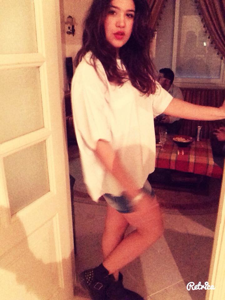 YasmineHayder1's tweet photo. being sexy never hurts http://t.co/CkO2ePbnjN