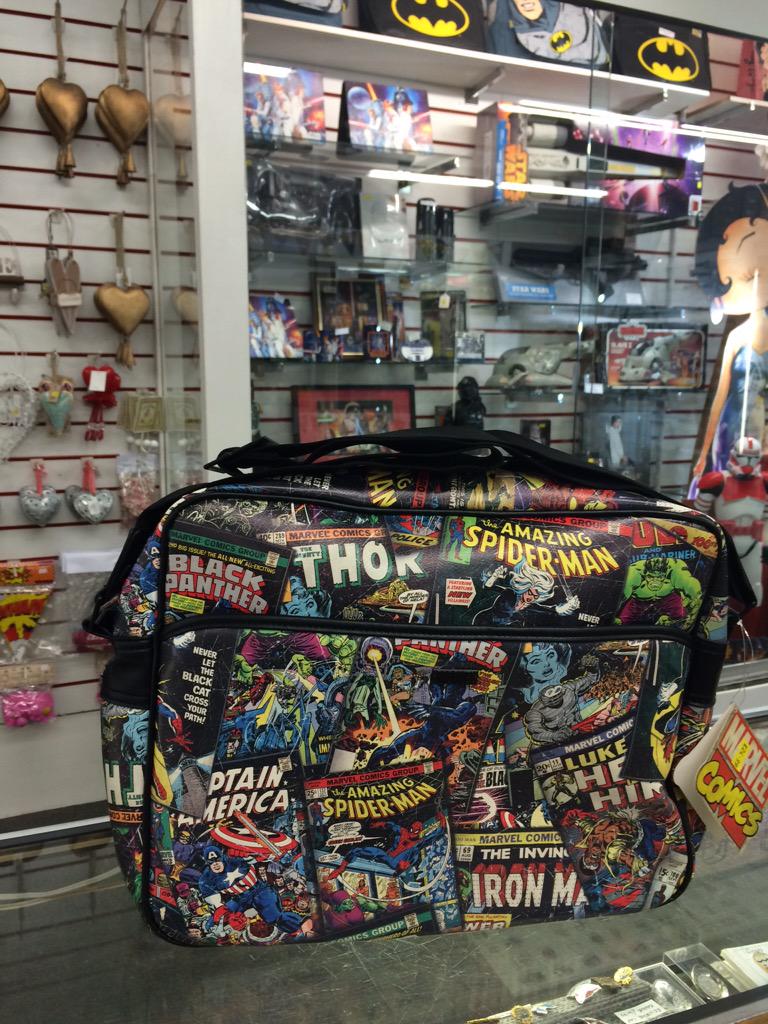 BrooksCollector's tweet photo. Getting ready for Avengers: Age of Ultron ! With a load of new Marvel products #balckpool #collectables http://t.co/ENUKMXhjZh