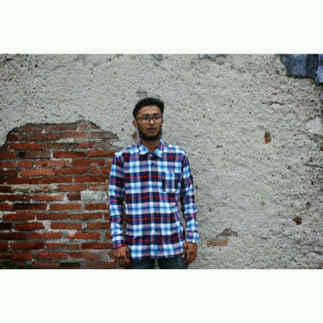 "CLASSIC"  flannel shirt | size: M L XL idr: 220k free bucket hat, order: 081213968610 / pin:21DAB481 grab it fast!!!