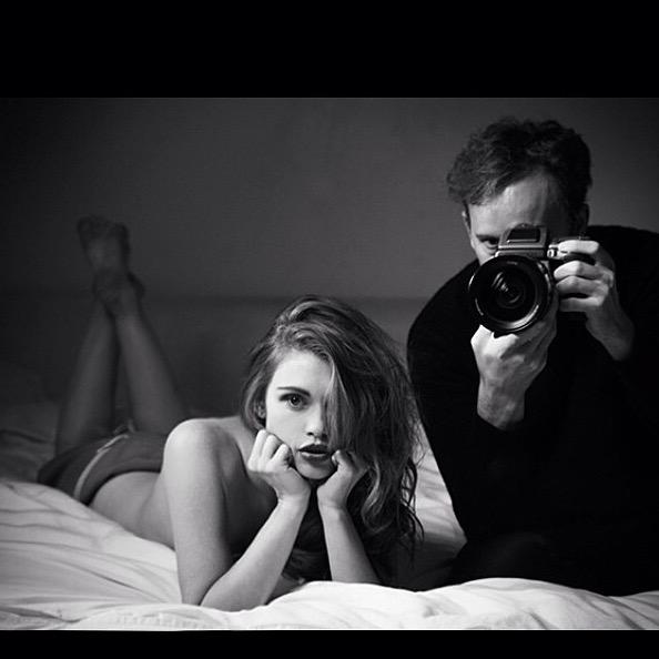 hollandorgdr's tweet photo. —love me like you do. http://t.co/zcDjJTKPXm