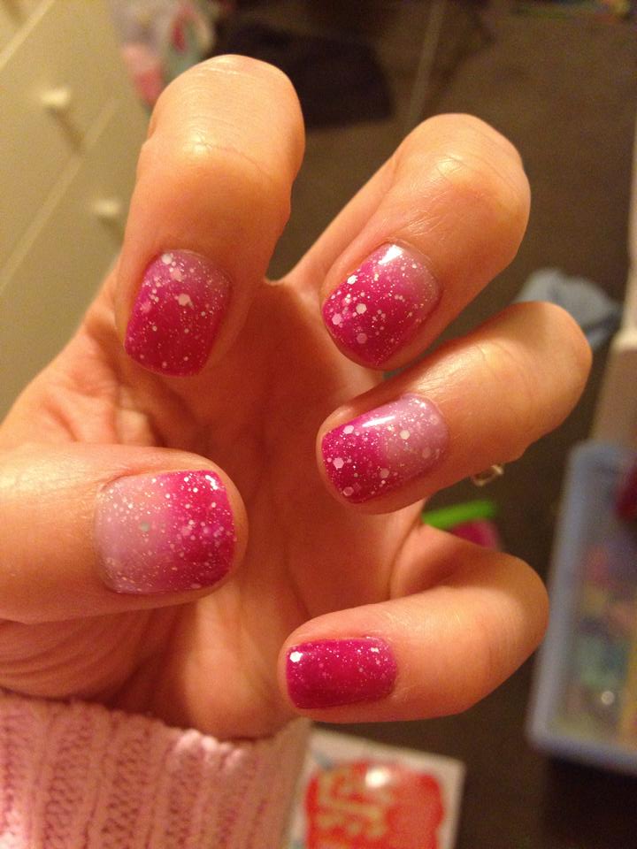 Love this #colourchanginggel It's so much fun to apply and to wear! #loveit #pink #gelnails #bromley