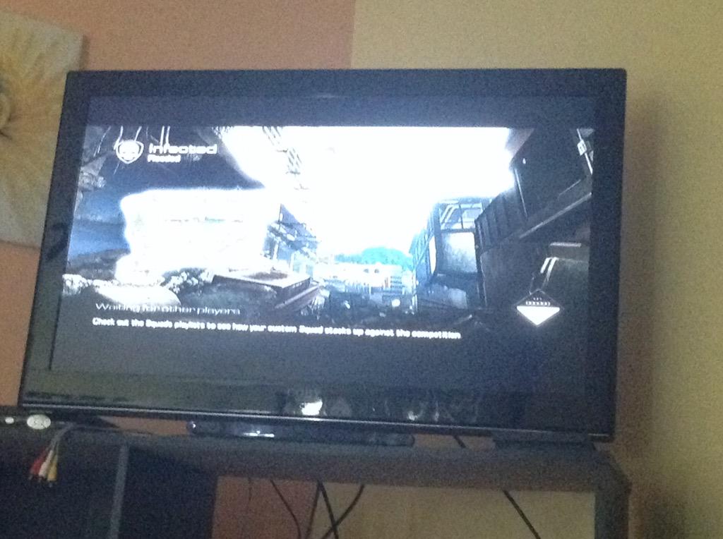 24Carys's tweet photo. Games games call of duty ghosts http://t.co/Ew3mztlIBc