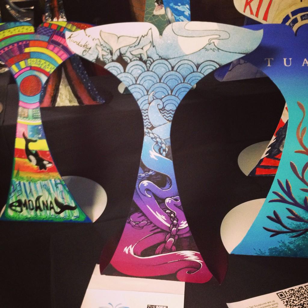 MissEmmaFry's tweet photo. Beautiful whale tails from @WhaleFest this weekend... Find them on eBay #Whalefest2015 #whaletail #wildandfree http://t.co/NL9nnS2j17