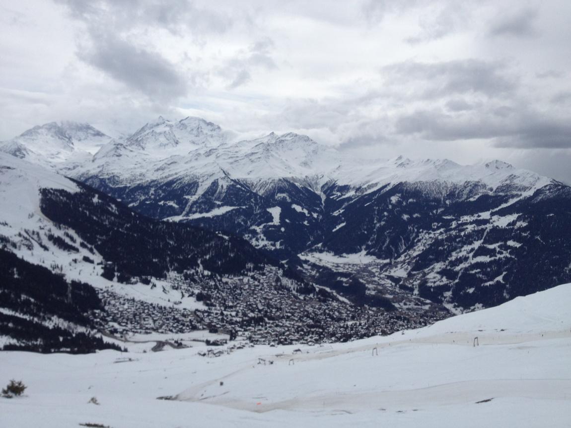 LukePinney's tweet image. Looking down at Verbier from the top of the mountain @KICSSeniors