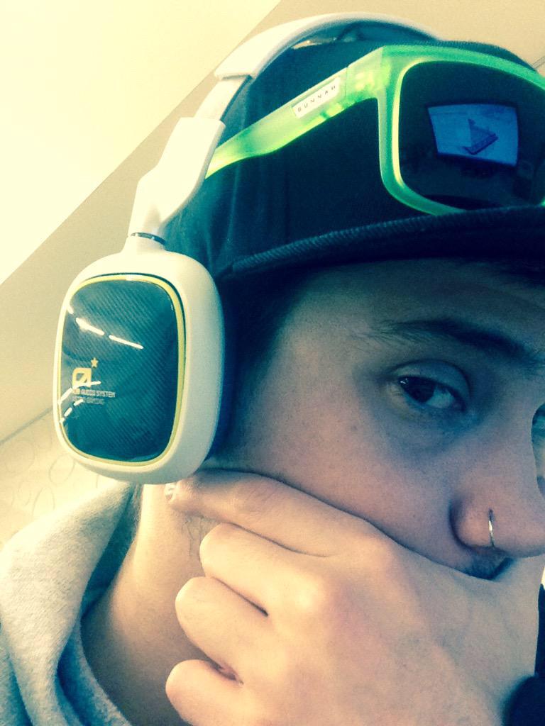 ASTROGaming tweet picture