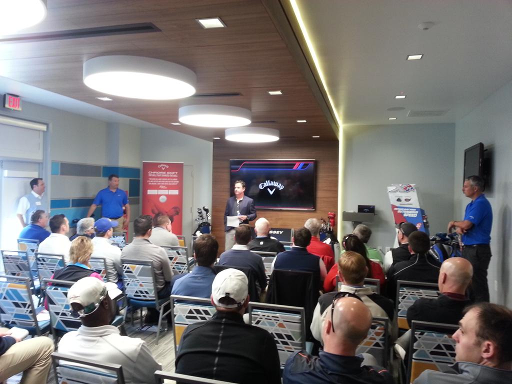 Putterchick's tweet photo. @CallawayGolf Exclusive event @TopgolfUSA in Alexandria, Va. #CallawayXR http://t.co/NkPC9ceLXs